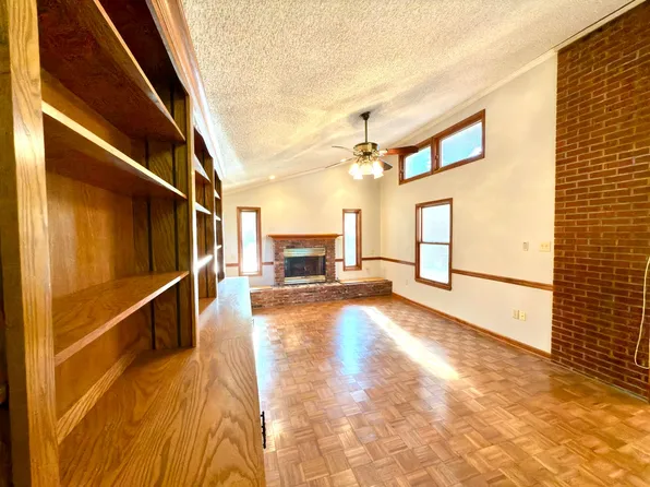 424 Highland Park Dr, Baton Rouge, LA 70808