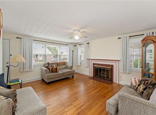 45 Cedarcrest Dr, Pawtucket, RI 02861