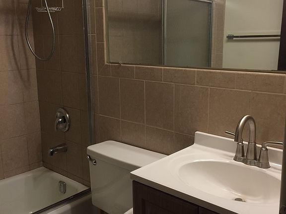 3rd image of 722 W Diversey Parkway # Fl 5th