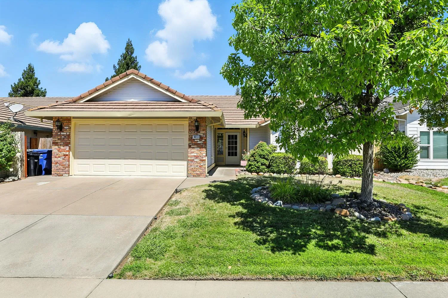 9013 Hooded Crane Ct photo 1