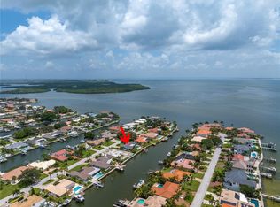 2058 Hawaii Ave NE, Saint Petersburg, FL 33703