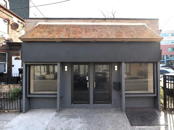 312-314 Baldwin Avenue image 1 of 9