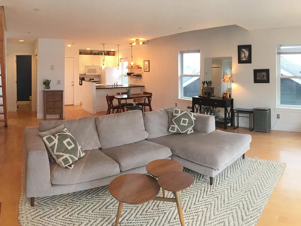 116 22nd Ave
