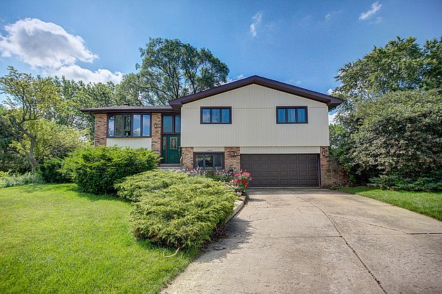 1st image of 13022 S Oak Ct