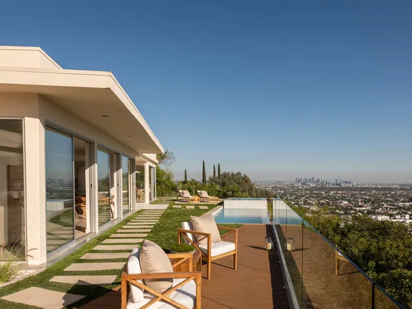 8515 Hedges Way, Los Angeles, CA 90069