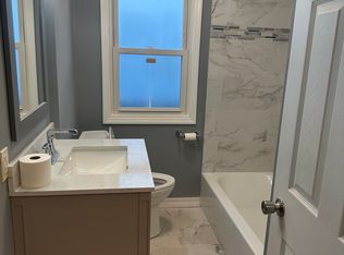 722 N Rensselaer St, Griffith, IN 46319