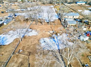 2437 Metzgar Rd SW, Albuquerque, NM 87105