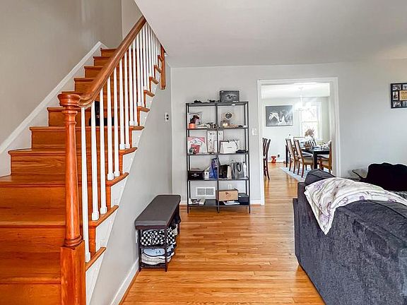 5th image of 5826 Edmondson Ave