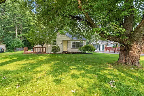 15403 Maxwell Ave Photo 1