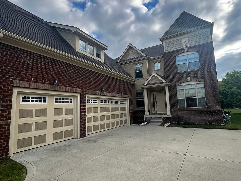 1st image of 8043 Oak Meadow Dr