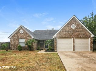 6211 Aires Dr Arlington TX 76001 Zillow