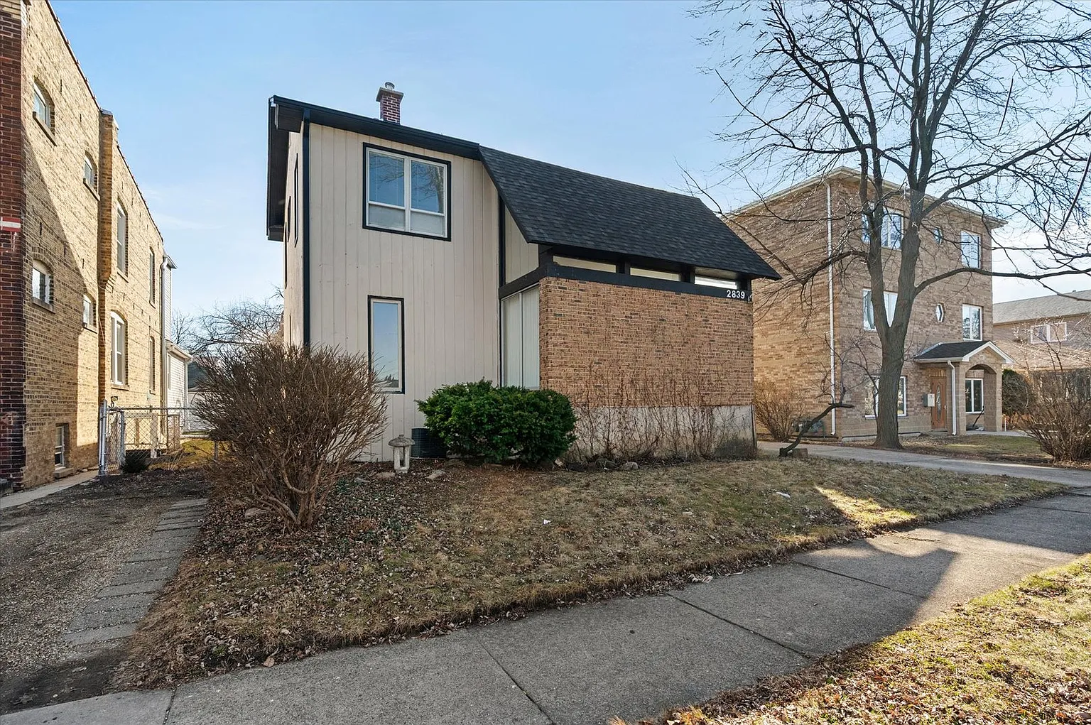 2839 Pearl St photo 1