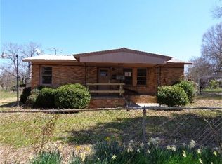 608 N Elm St, New Boston, TX 75570