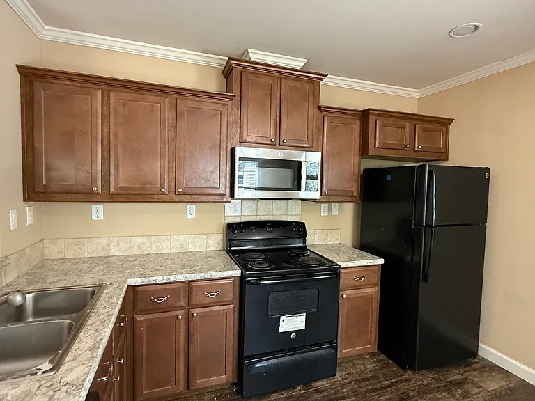 320 Mill St #101 — Photo 2