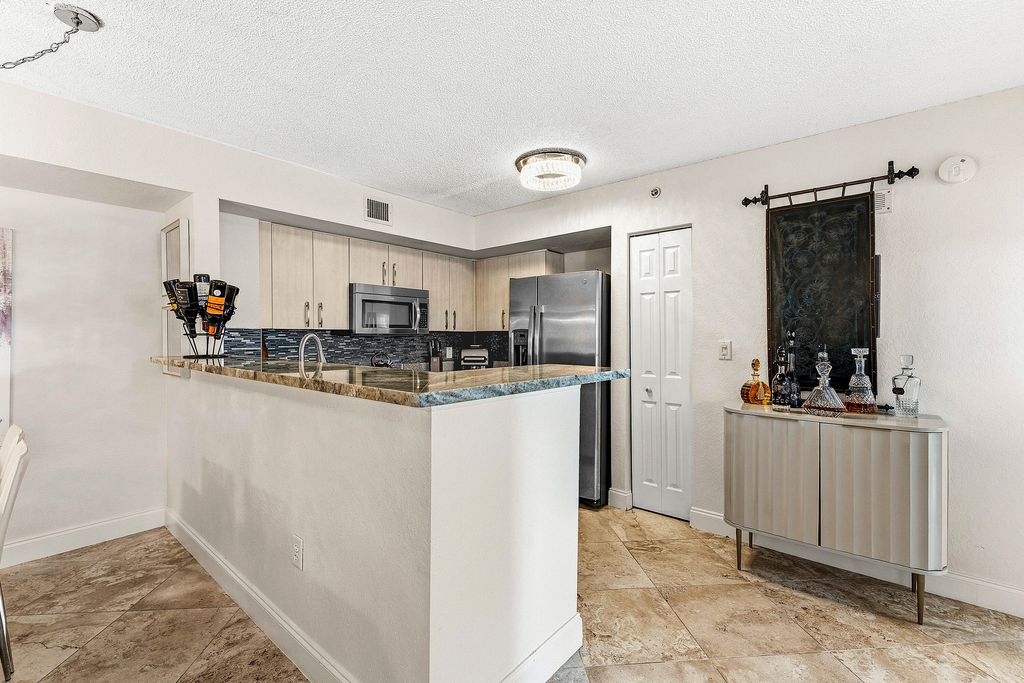 1801 N Flagler Drive #235, West Palm Beach, FL - View 5