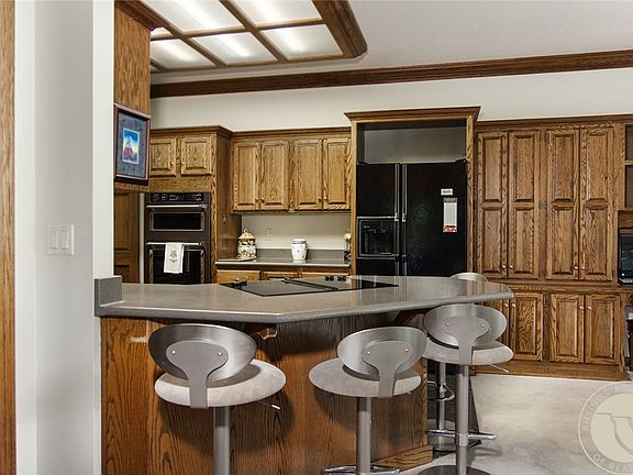 4th image of 37 Heatherwood Ln