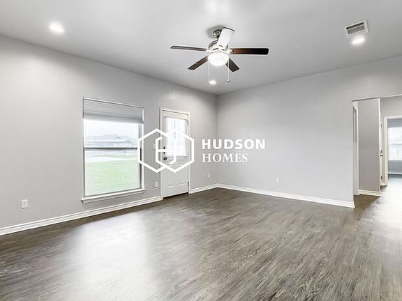 3rd image of 101 Pharm Hills Rd Unit 1201