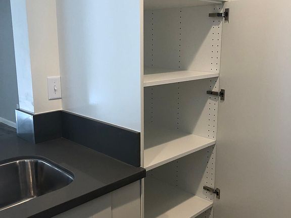 4th image of 2870 Broadway APT 9