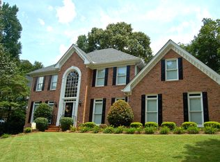 864 Millbrae Ct, Lawrenceville, GA