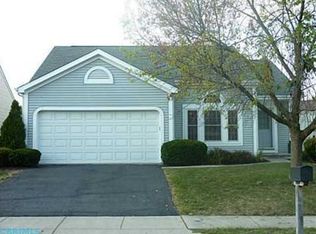 5116 Shady Oak Dr, Hilliard, OH 43026