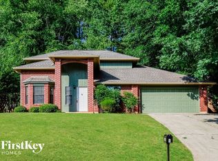 2180 Hunters Cove Dr, Lawrenceville, GA 30044
