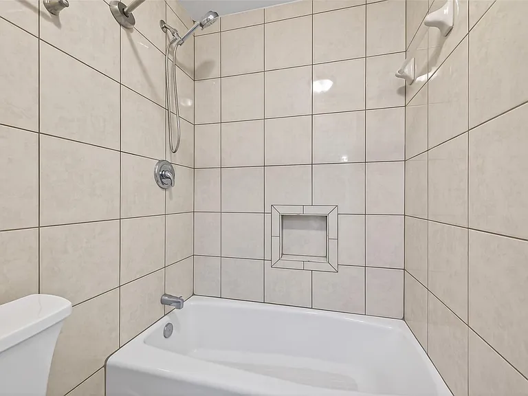 5218 Palmetto St — Photo 43