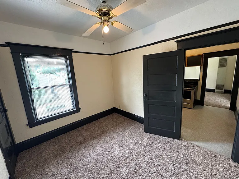 3615 SE Milwaukie Ave — Photo 4