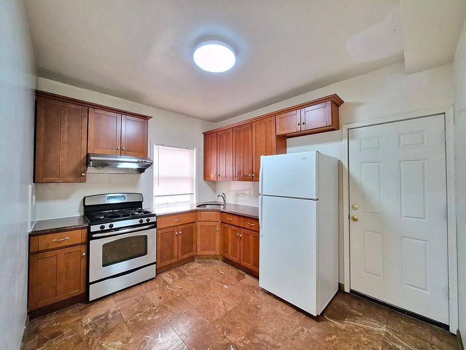 1st image of 1842 65th St Floor 1