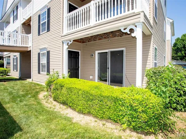 15103 Spring Creek Ln, O'Fallon, MO 63368