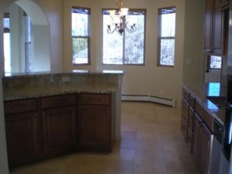 410 Mirada Ct — Photo 3