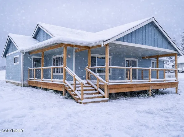 21617 E Quarah Lake Ave, Talkeetna, AK 99676