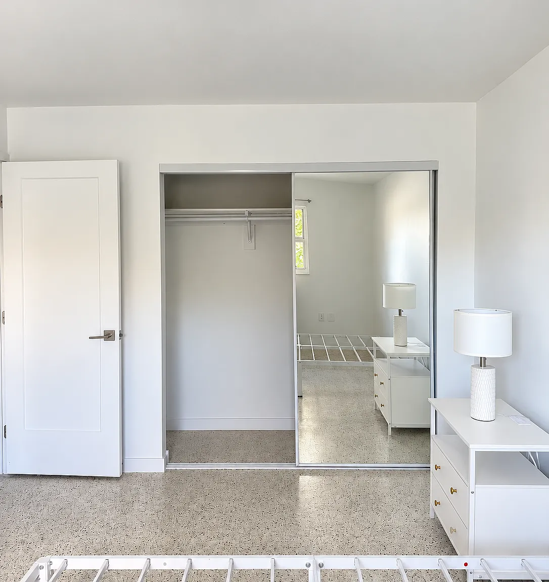 2 bed, 1200 sqft, $1,250 — Photo 3