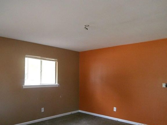 2nd image of 555 Karen Dr