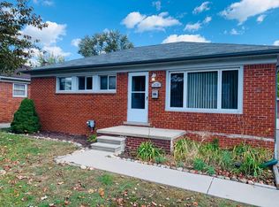 24736 Dwight Ave, Eastpointe, MI 48021