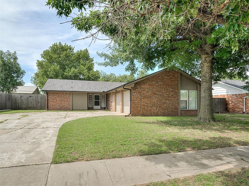 1st image of 3216 Greenwood Dr