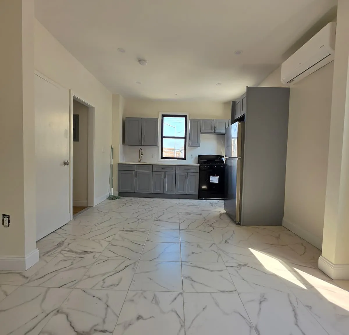 60-42 54th Pl — Photo 1