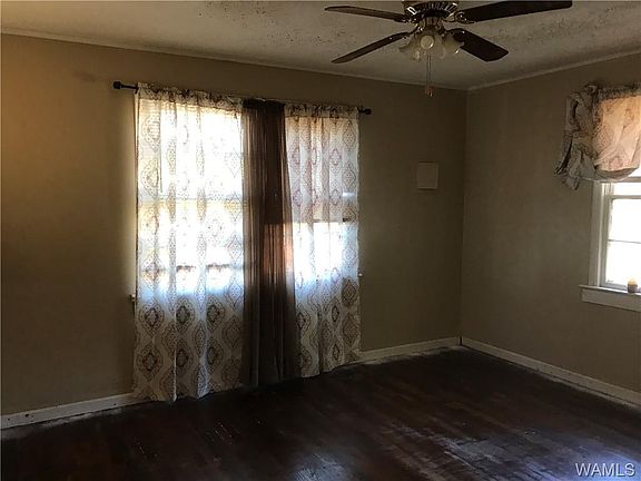 5th image of 2115 4th Pl E
