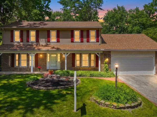 8219 Quincy Ct, Fort Wayne, IN 46835