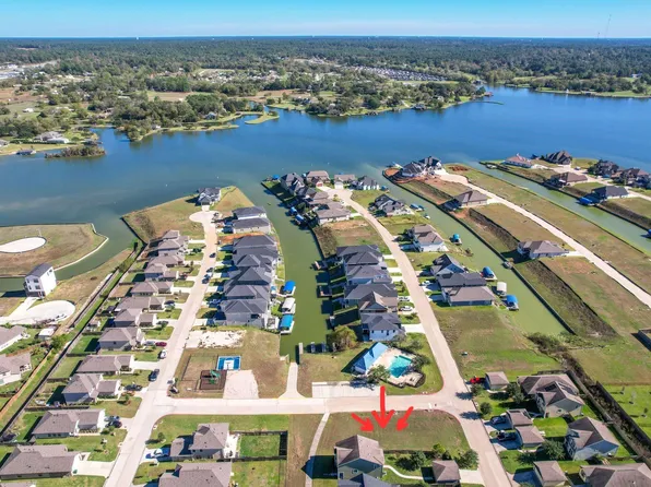 10901 Afternoon Shade, Willis, TX 77318