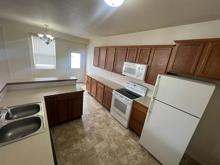 3320 Barbera St #1 — Photo 3