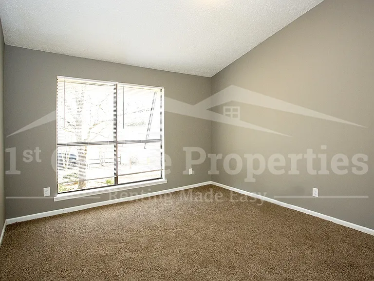 118 Fox Hollies Blvd — Photo 7