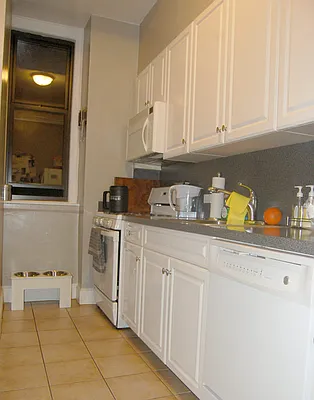 Rented by Stonecrest Realty | media 9