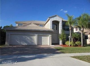 15774 NW 10th St, Pembroke Pines, FL 33028