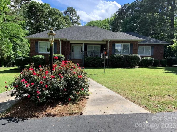 2403 Pinckney Rd, Chester, SC 29706