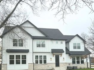 473 N Ridgeland Ave, Elmhurst, IL 60126