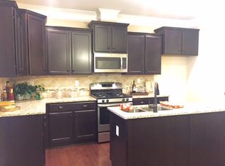 9008 Vino Ct, Charlotte, NC 28214