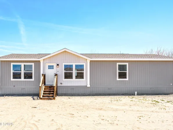 5684 Juniper St, Silver Springs, NV 89429