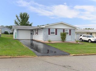 50 Watkins Rd, Brick, NJ 08724