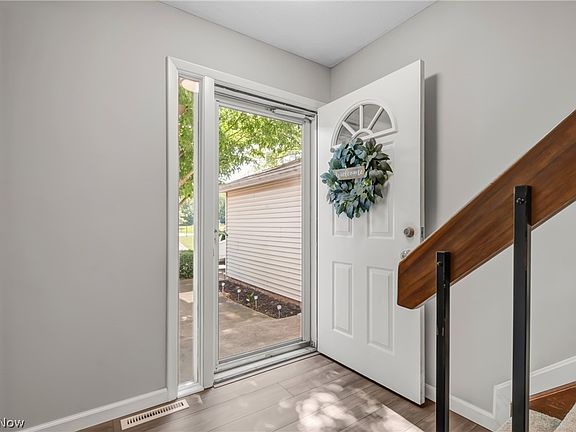 4th image of 5528 Sandpiper Dr