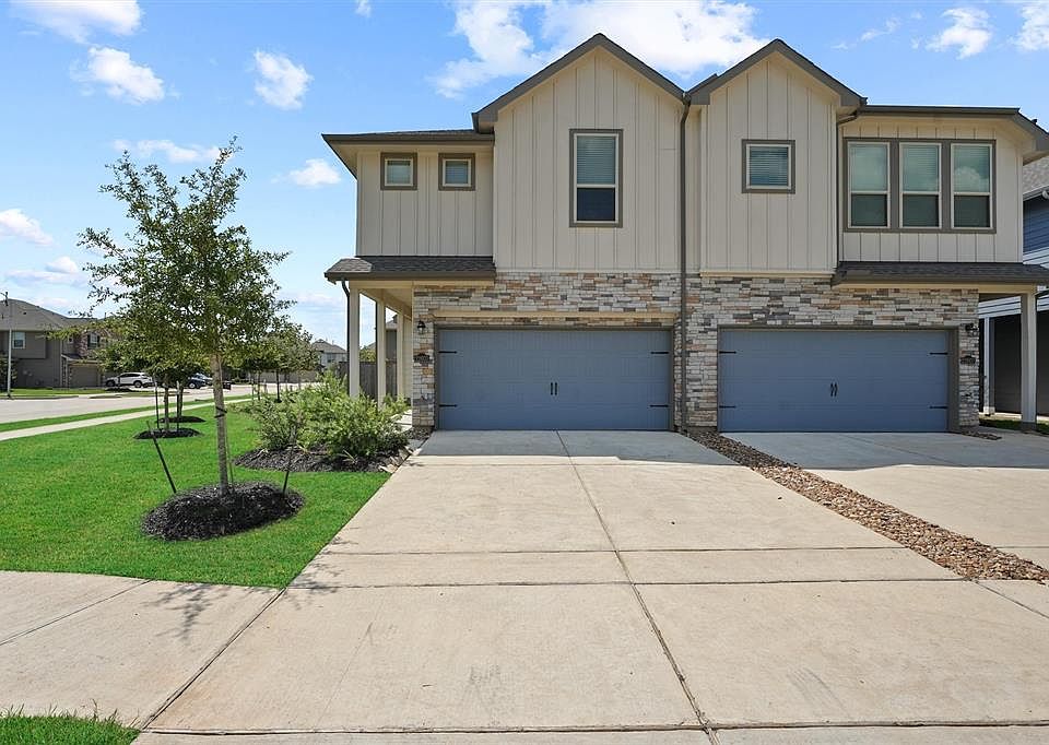1st image of 22603 Sutherland Bend Lane